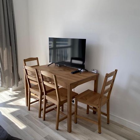 Sleepy3City Apartments 10 Lutego 23 그디니아 외부 사진