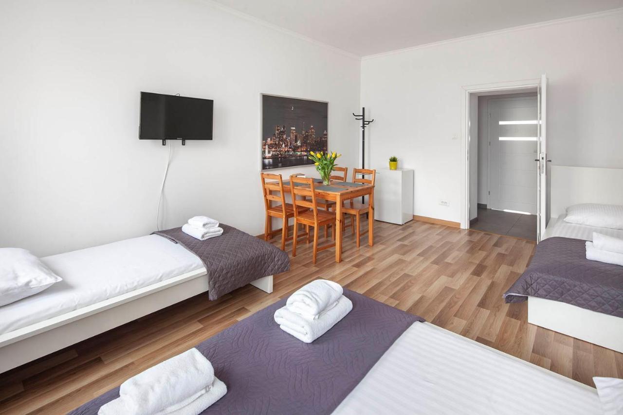 Sleepy3City Apartments 10 Lutego 23 그디니아 외부 사진