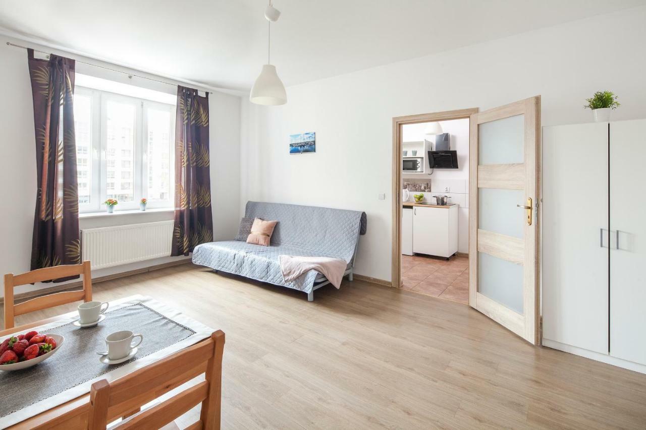 Sleepy3City Apartments 10 Lutego 23 그디니아 외부 사진
